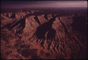 Book Cliffs - Ölschiefergestein in West-Colorado, USA